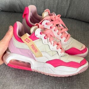 Air Jordan MA2 GS light artic pink